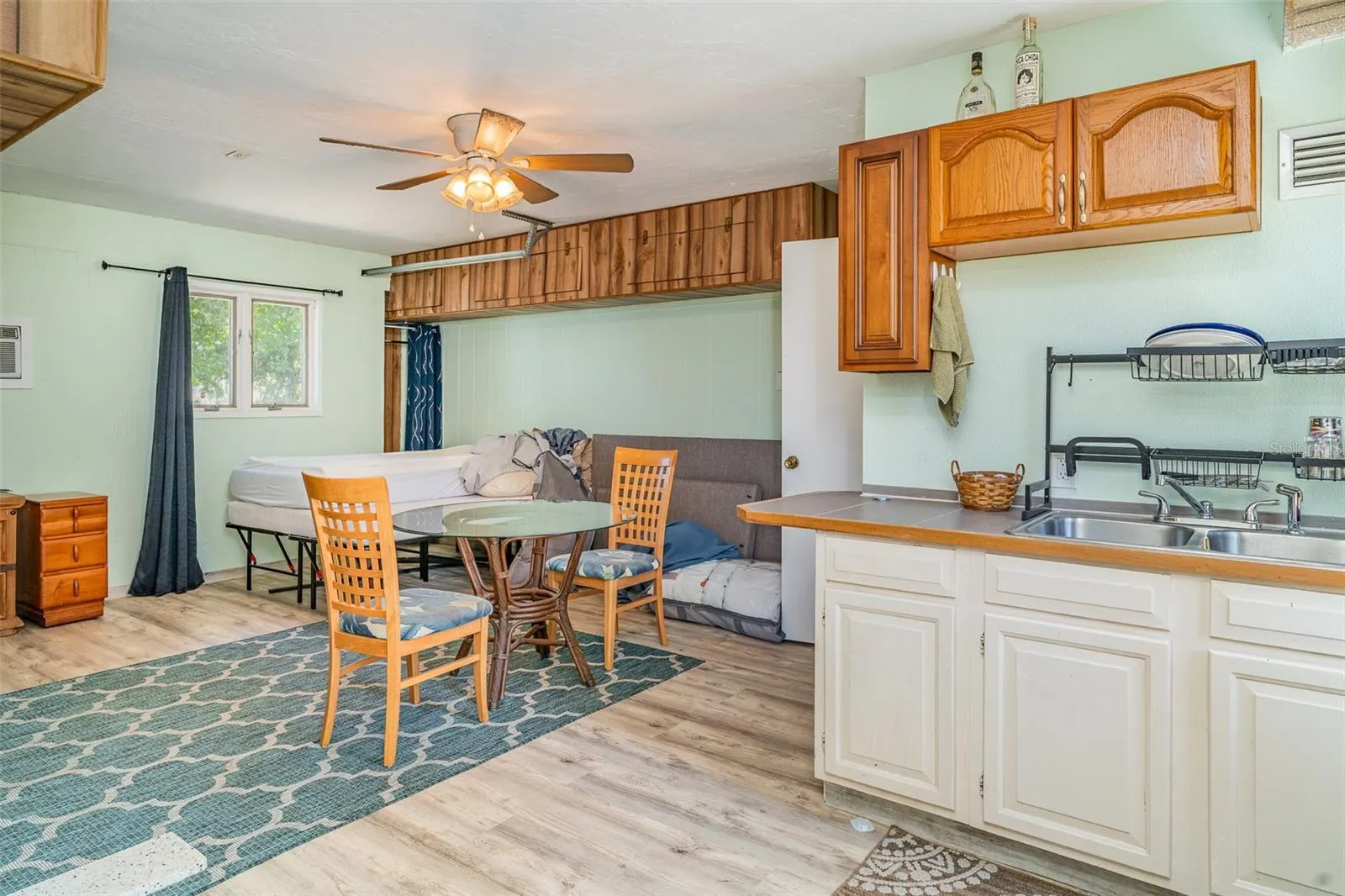 1305 GREENFIELD CIR