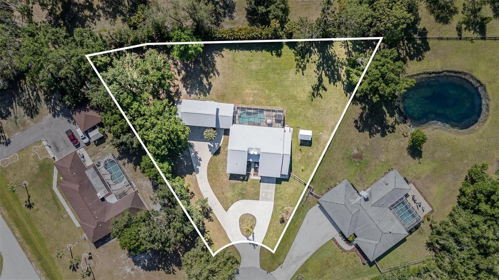 1305 GREENFIELD CIR