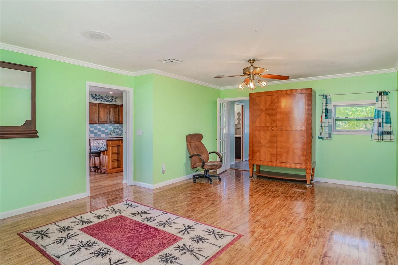 1305 GREENFIELD CIR