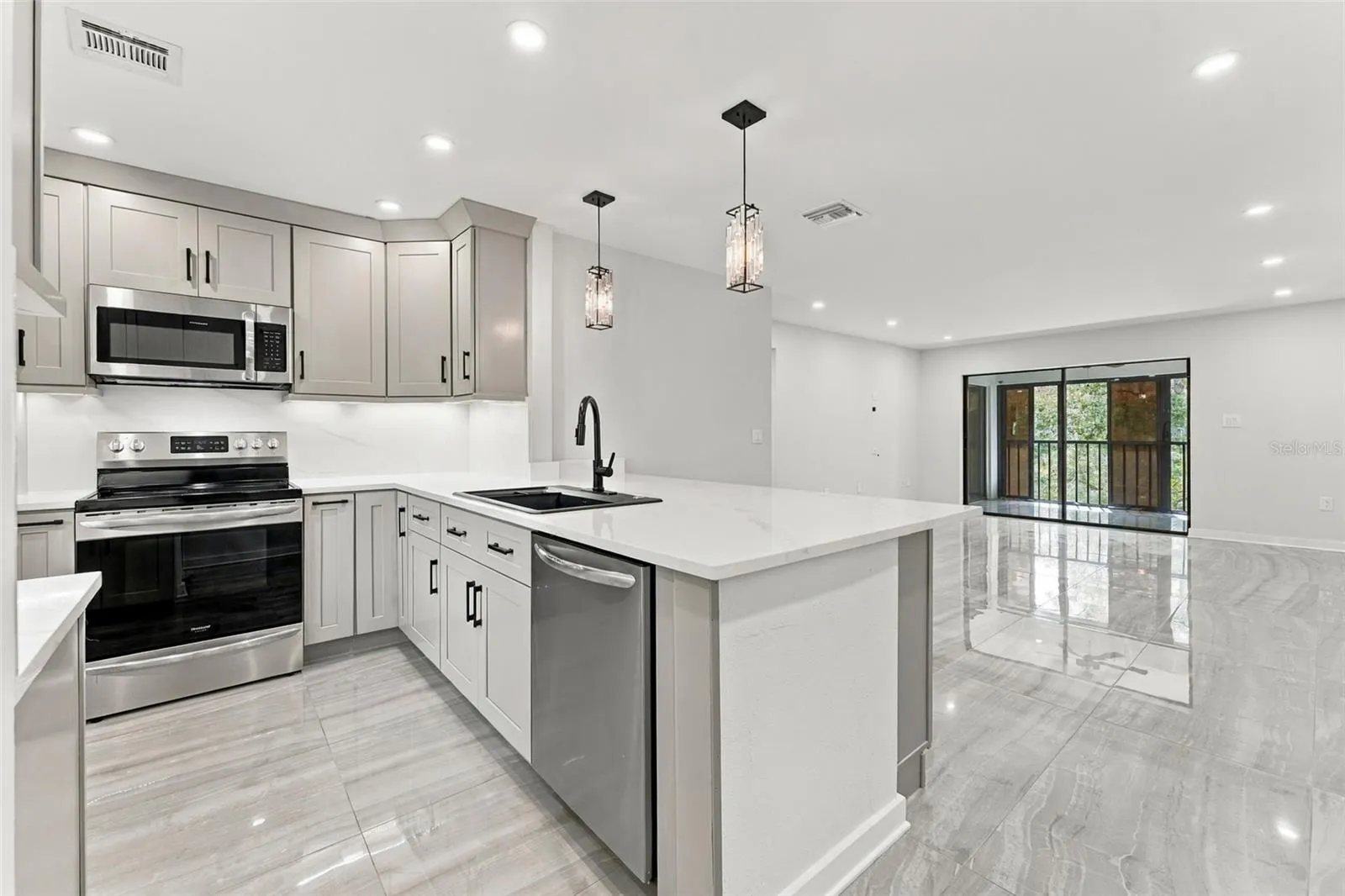 2650 COUNTRYSIDE BLVD #A306 #A306