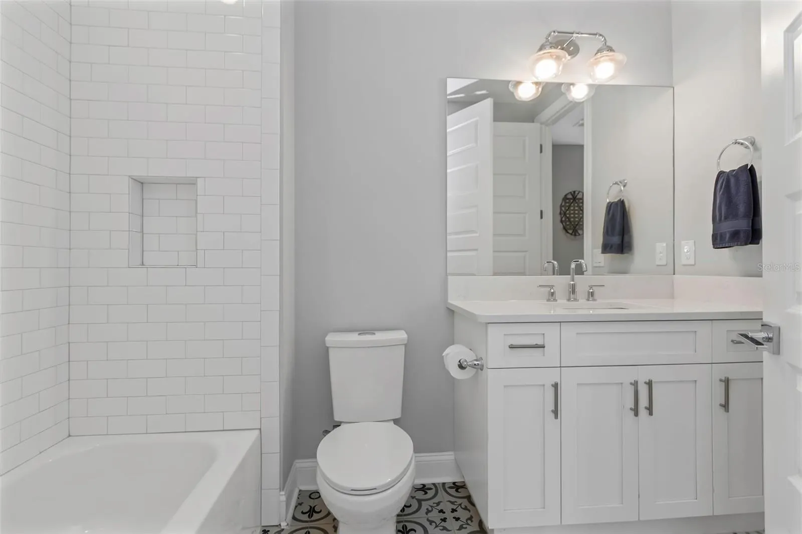 305 S ALBANY AVE #3 #3