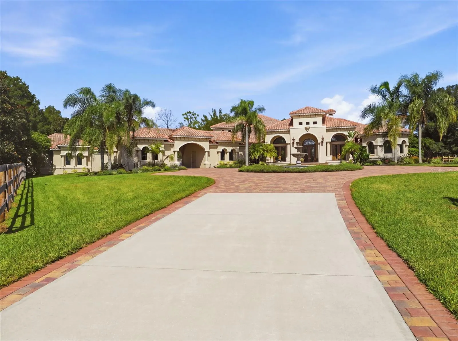 1450 VIRGINIA LEE CIR