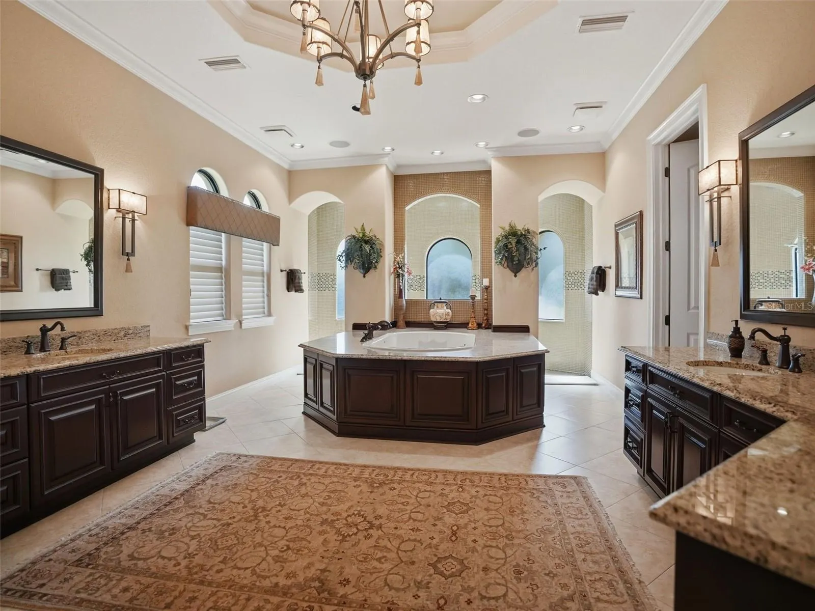 1450 VIRGINIA LEE CIR