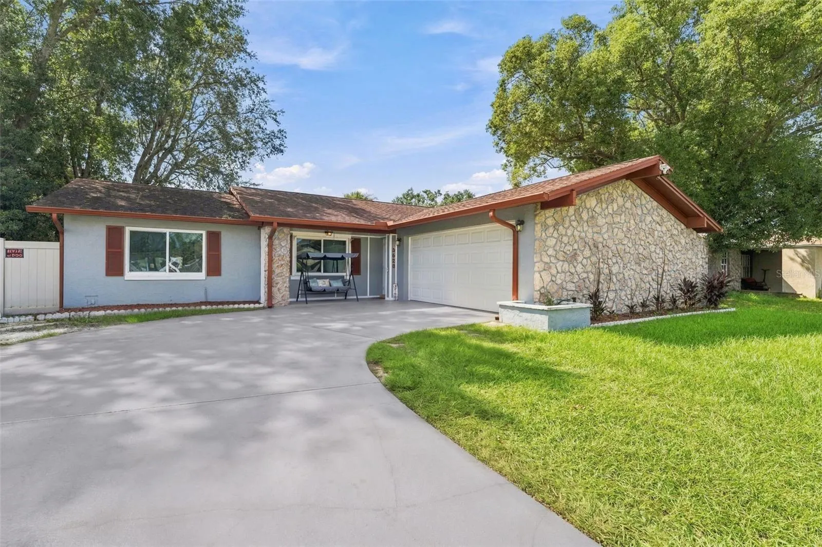 3620 COPPERTREE CIR