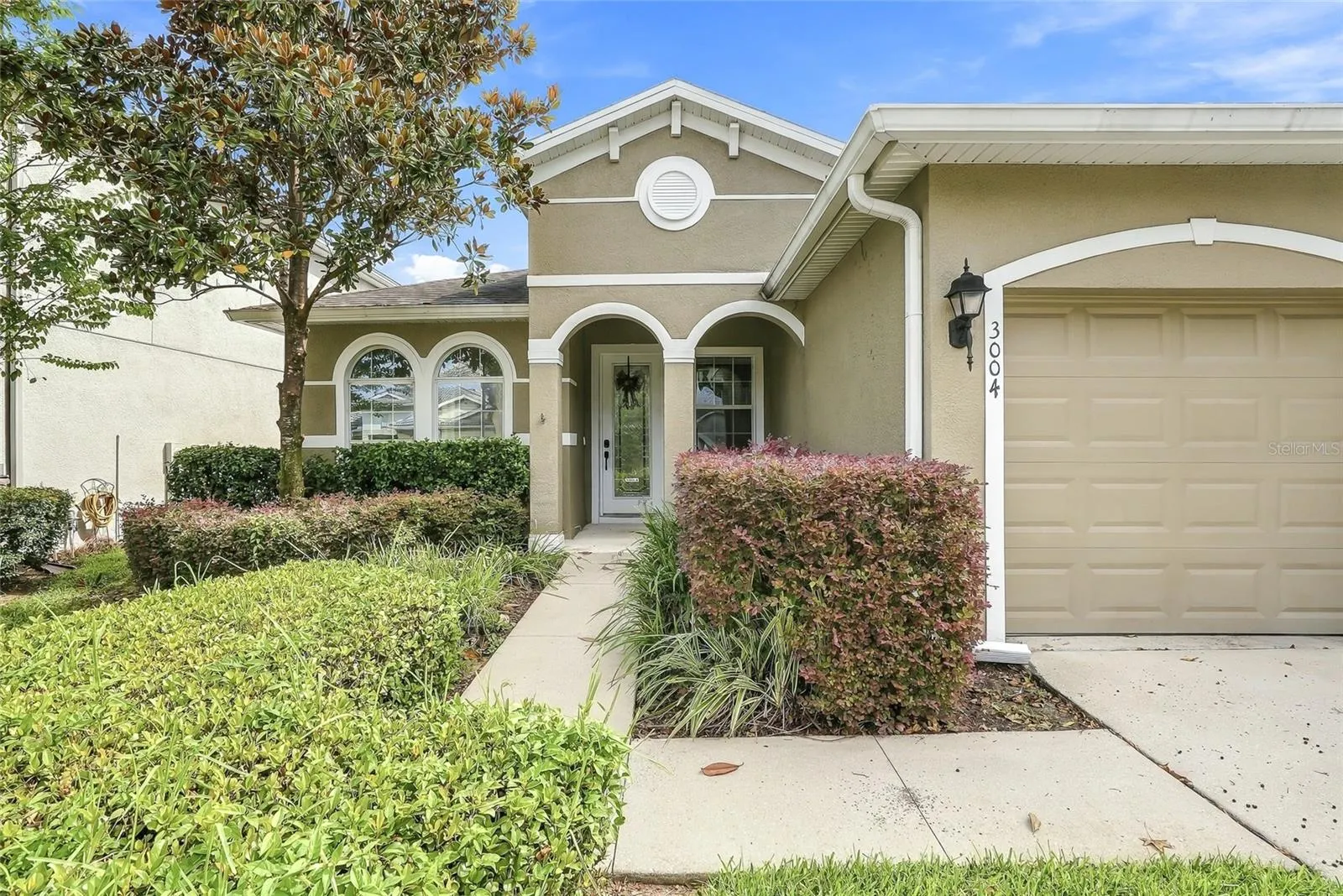 3004 MAPLE SHADE PL