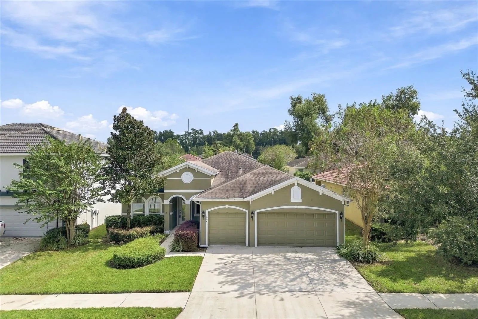 3004 MAPLE SHADE PL