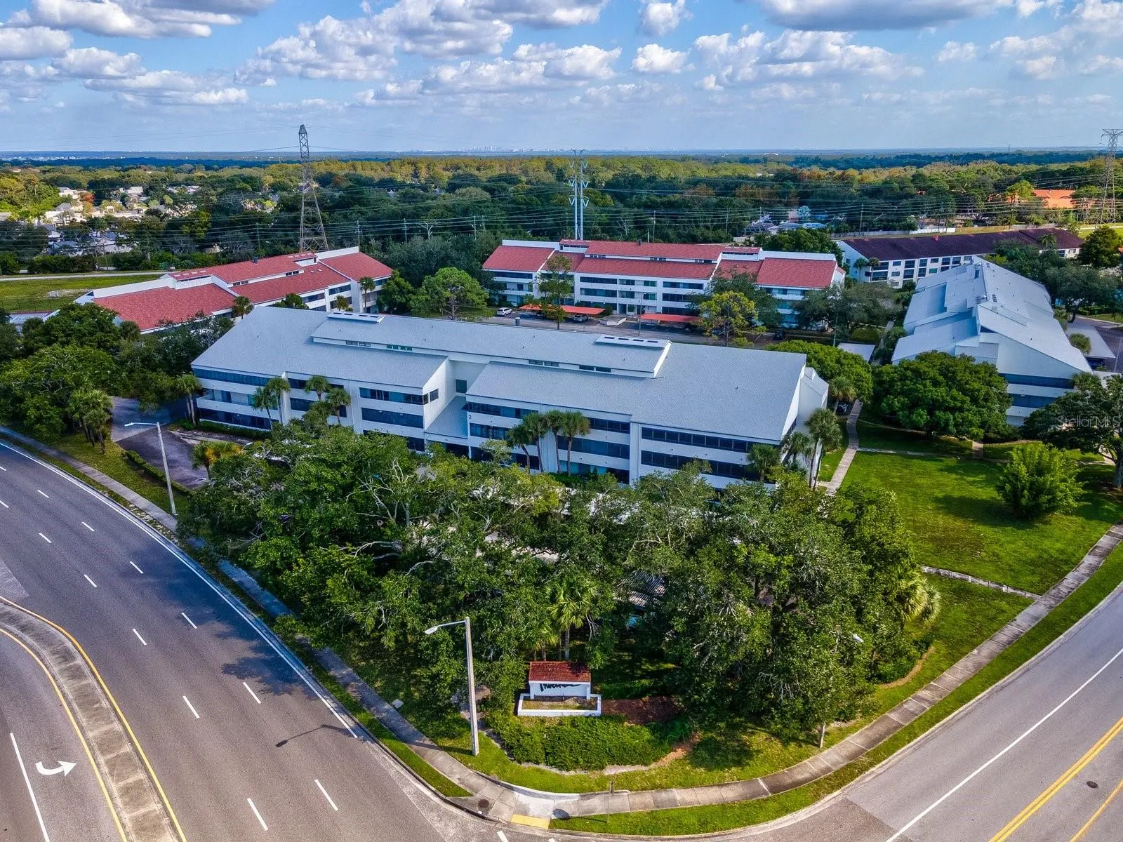 2593 COUNTRYSIDE BLVD #7304 #7304