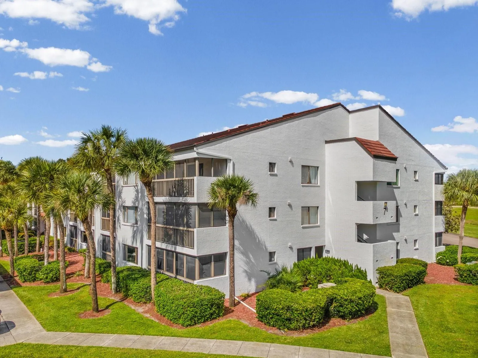 2593 COUNTRYSIDE BLVD #7304 #7304