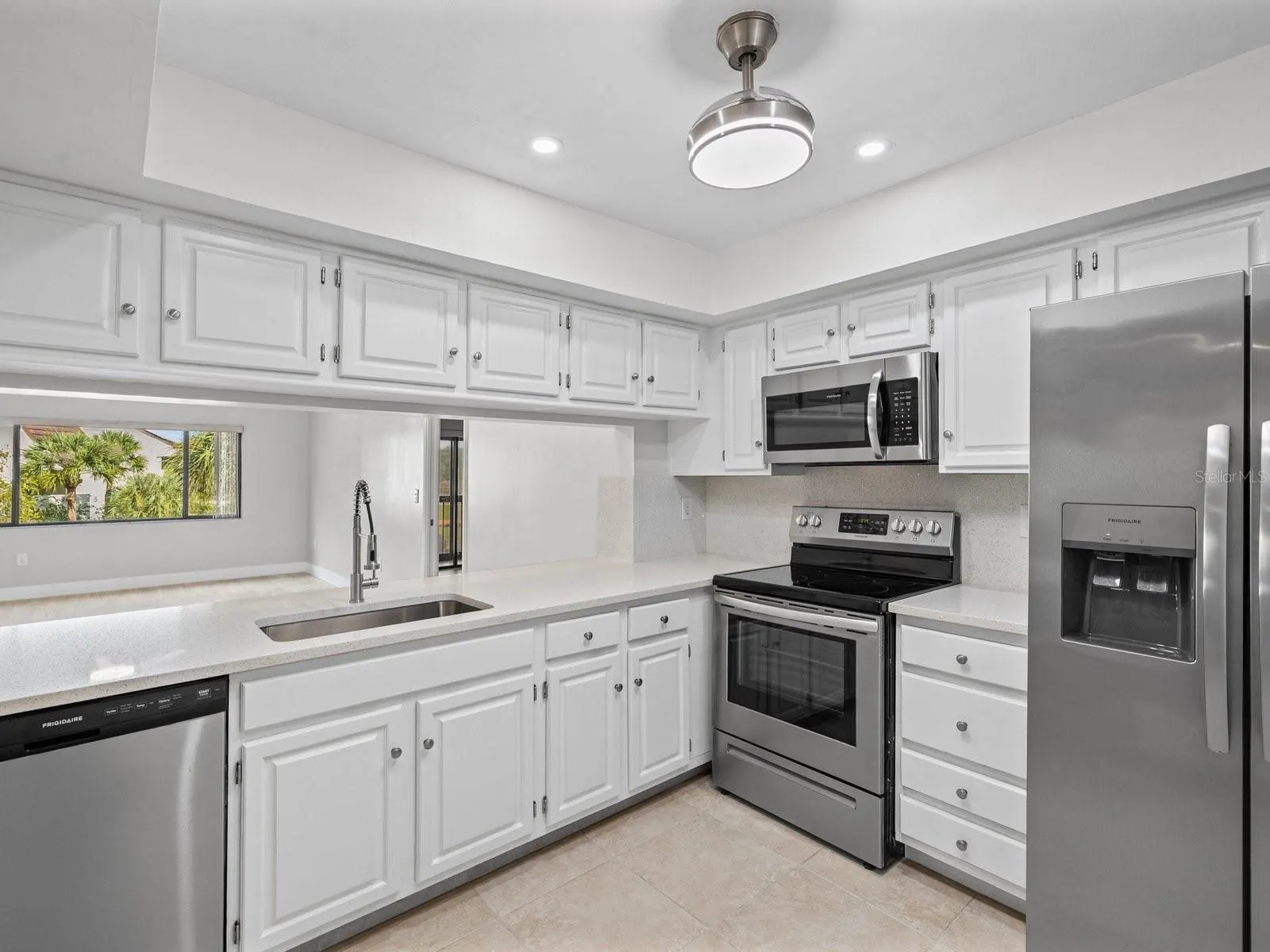 2593 COUNTRYSIDE BLVD #7304 #7304