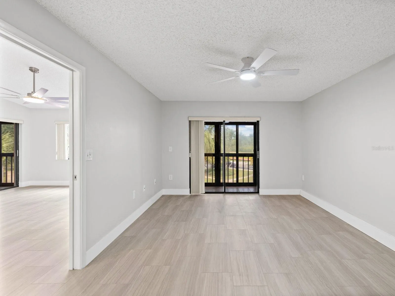 2593 COUNTRYSIDE BLVD #7304 #7304