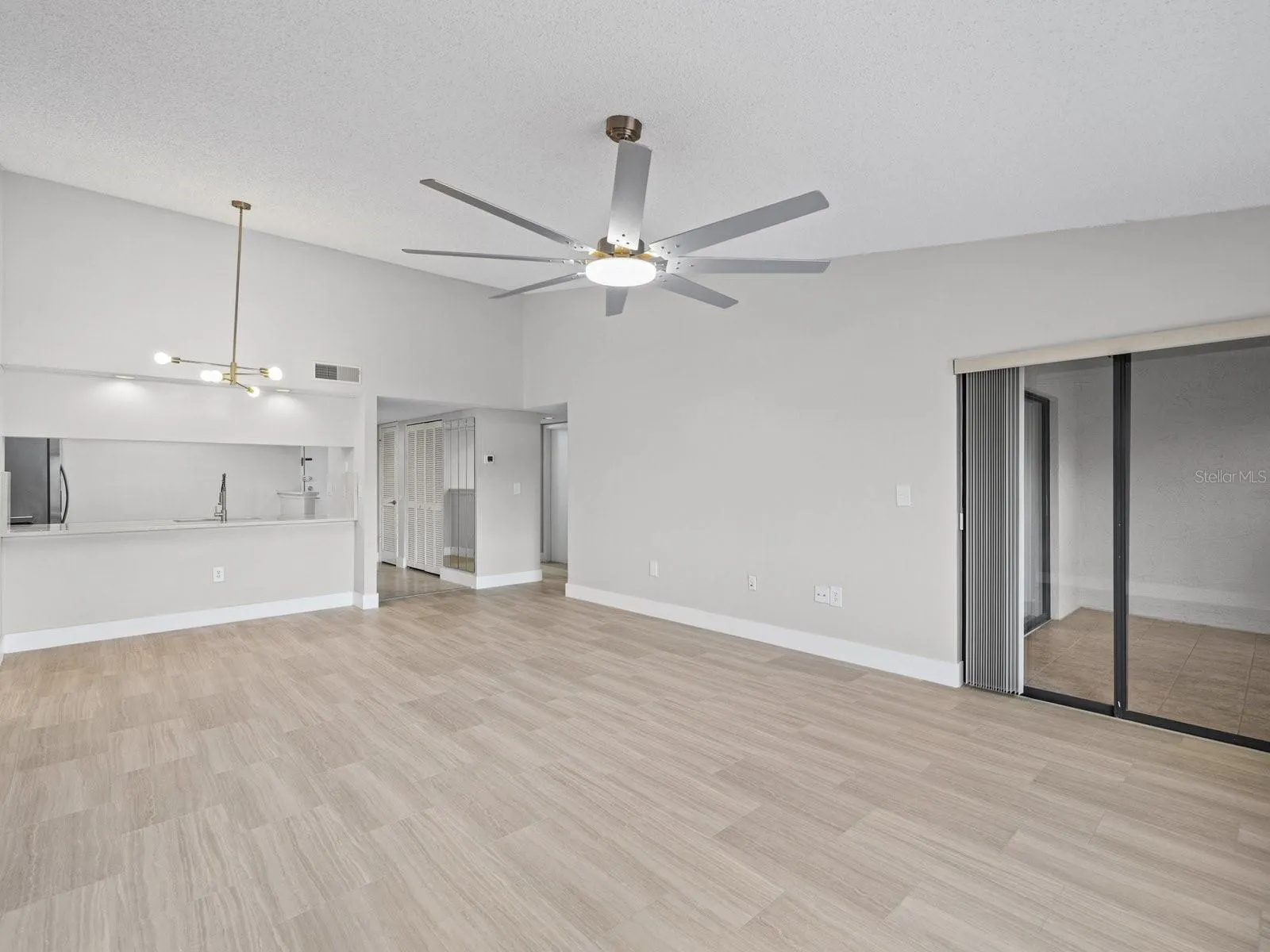2593 COUNTRYSIDE BLVD #7304 #7304