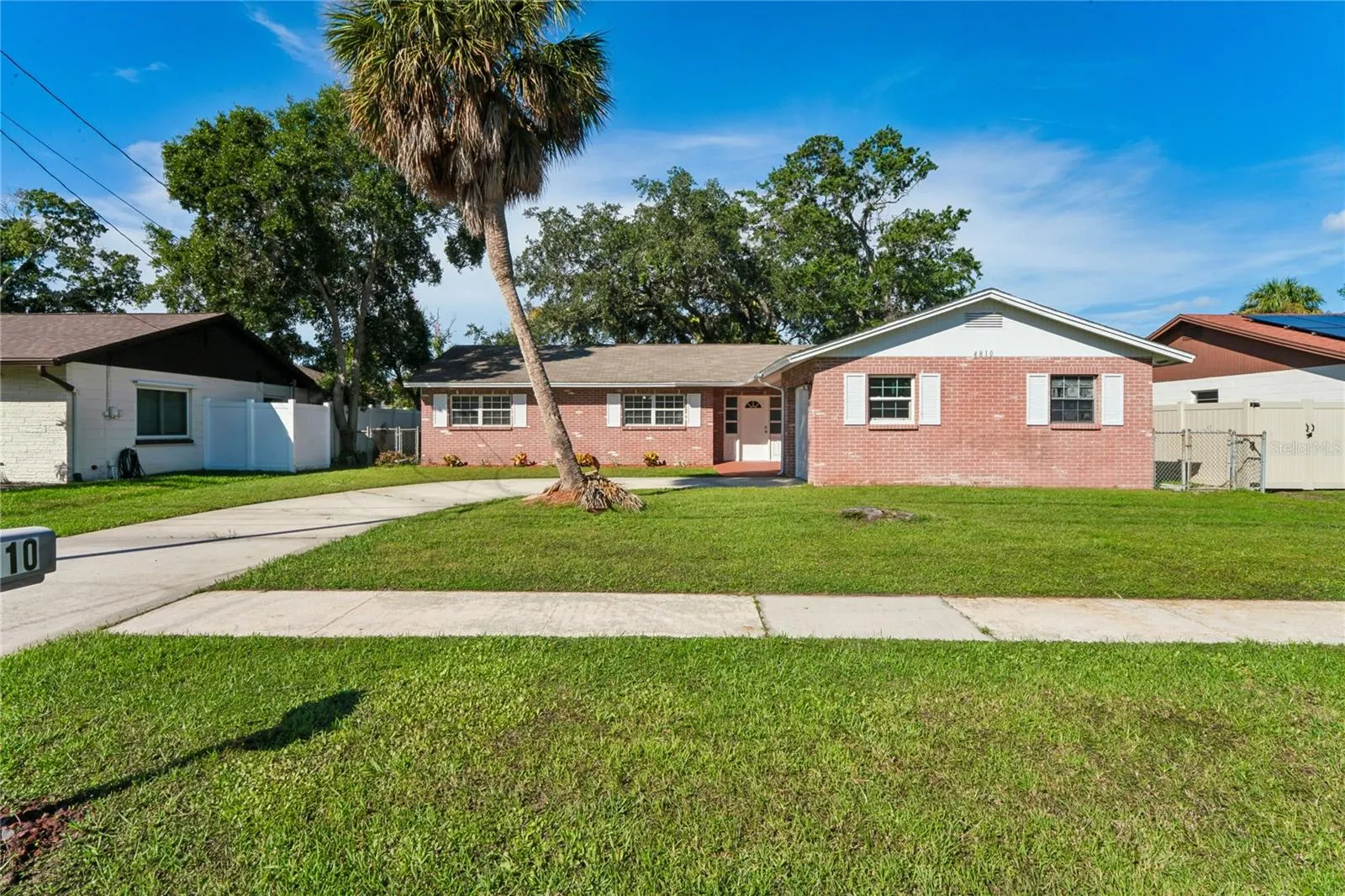 4810 WYNWOOD DR