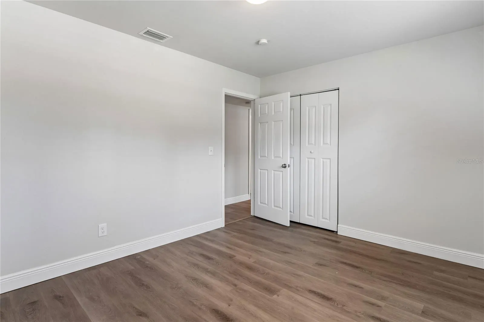 4810 WYNWOOD DR
