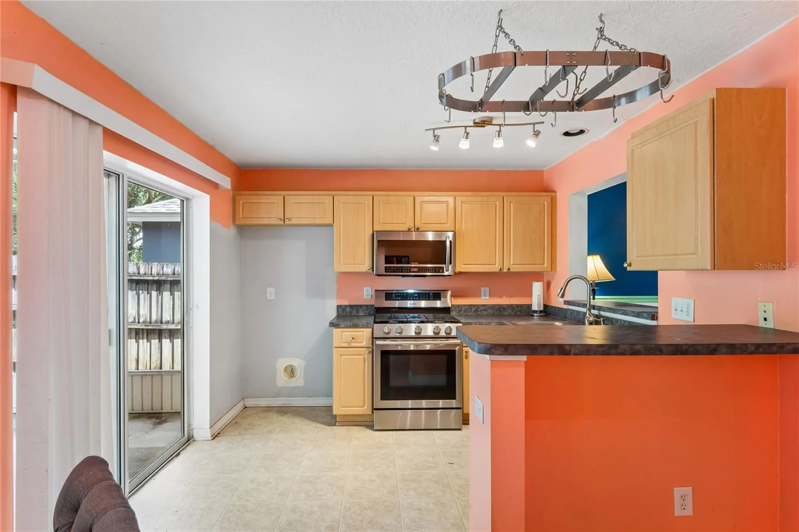 7451 OXFORD GARDEN CIR