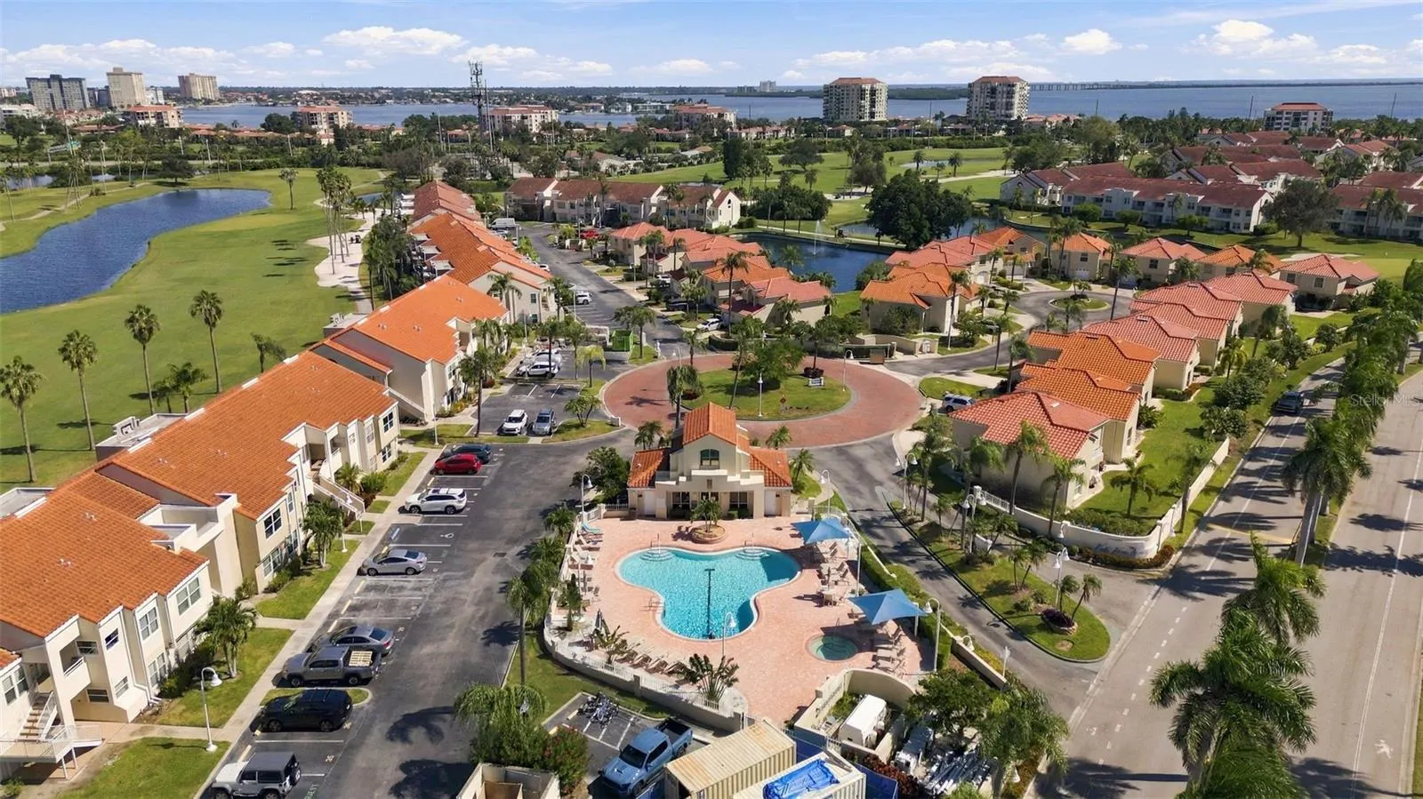 6101 MIRADA CIR