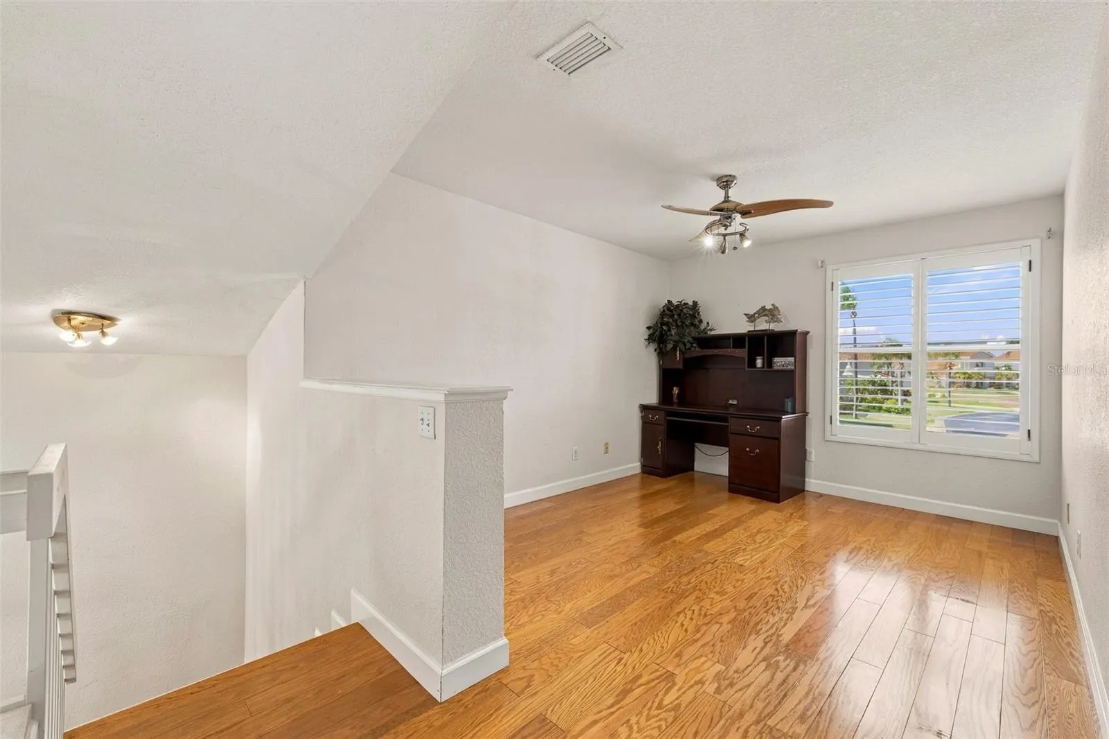 6101 MIRADA CIR