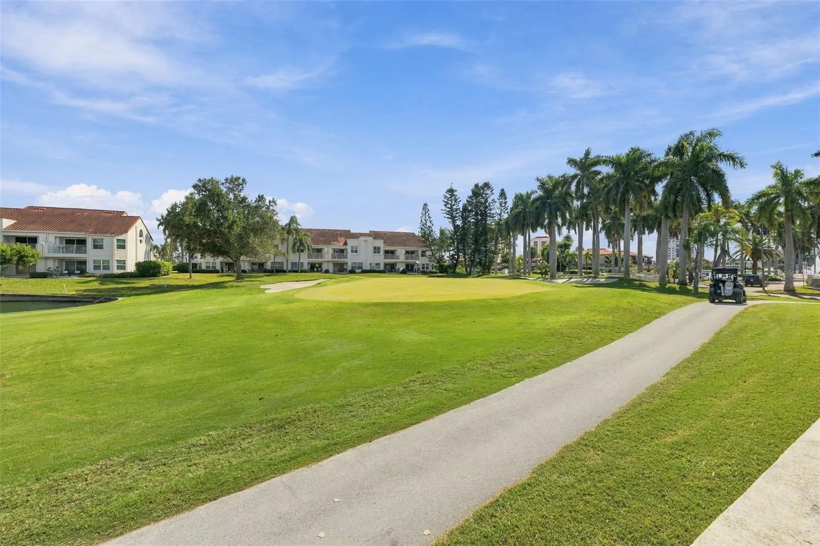 6101 MIRADA CIR