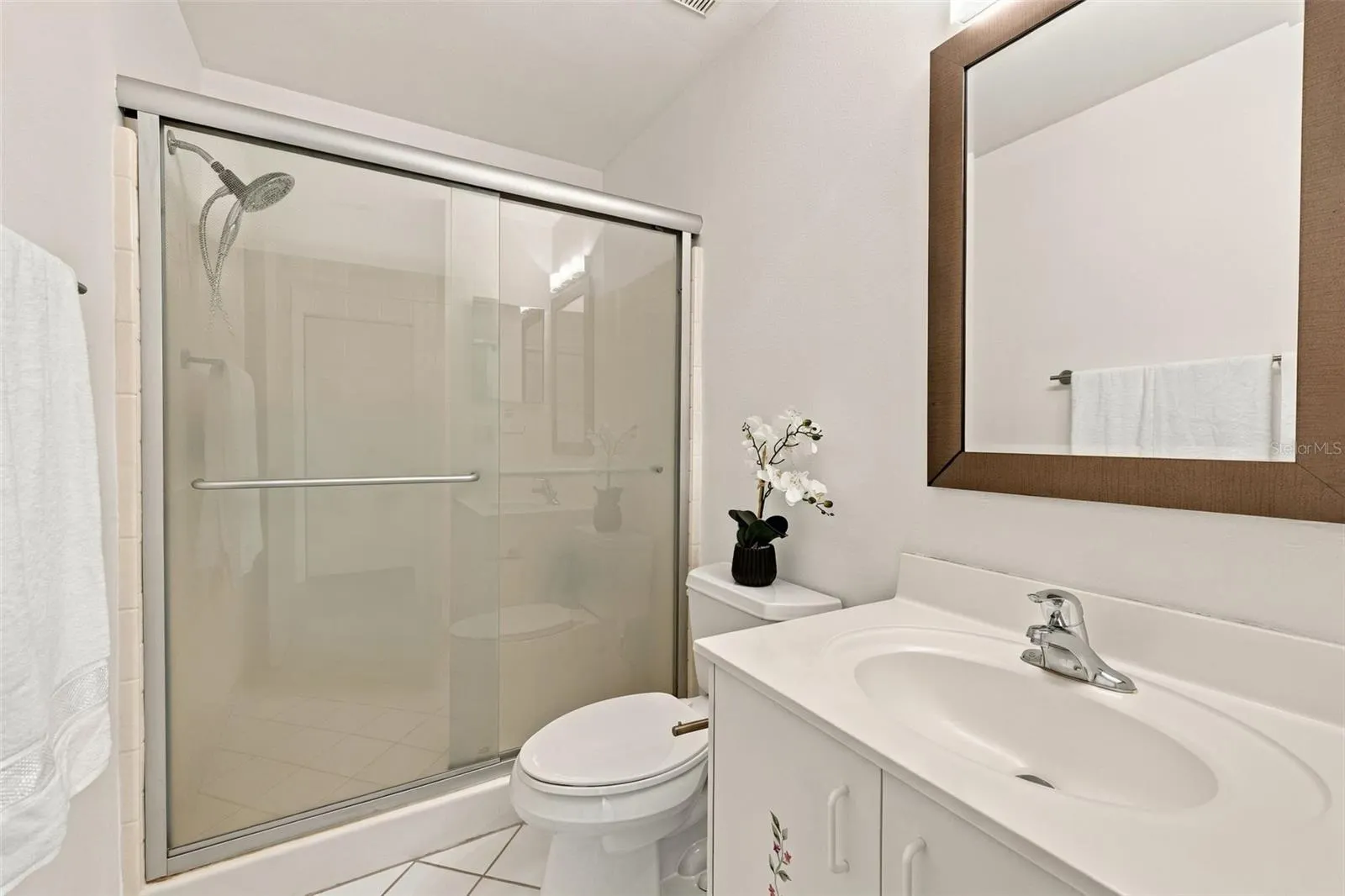 6101 MIRADA CIR