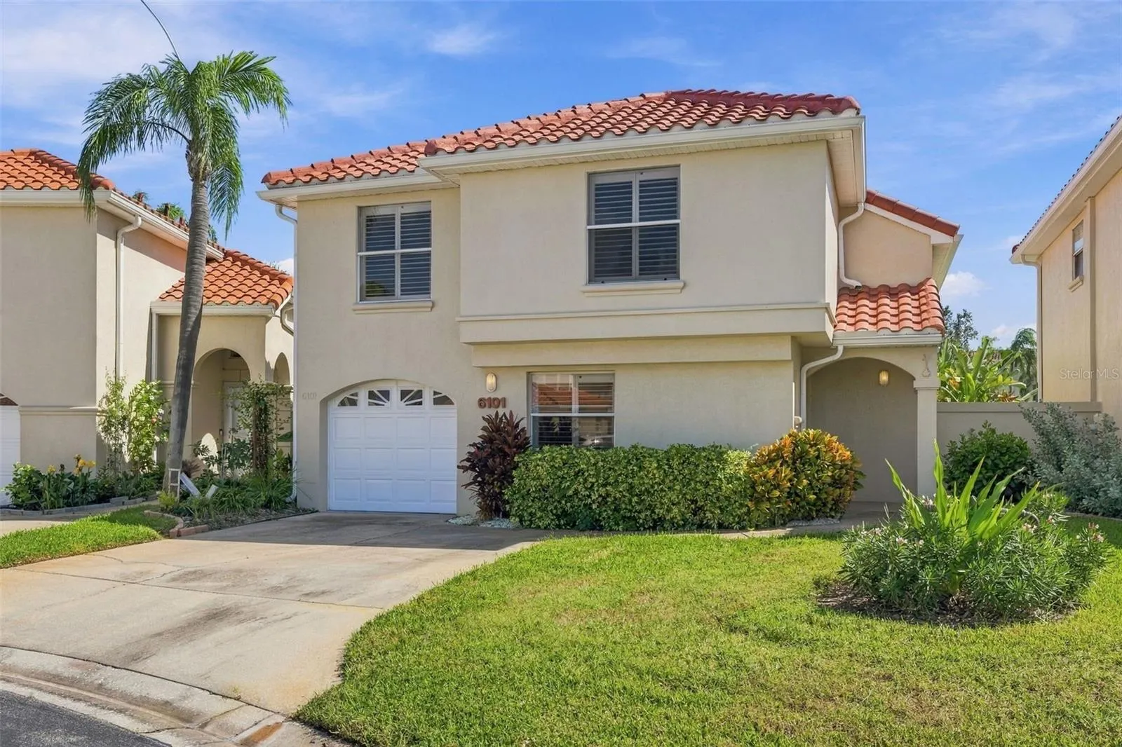 6101 MIRADA CIR