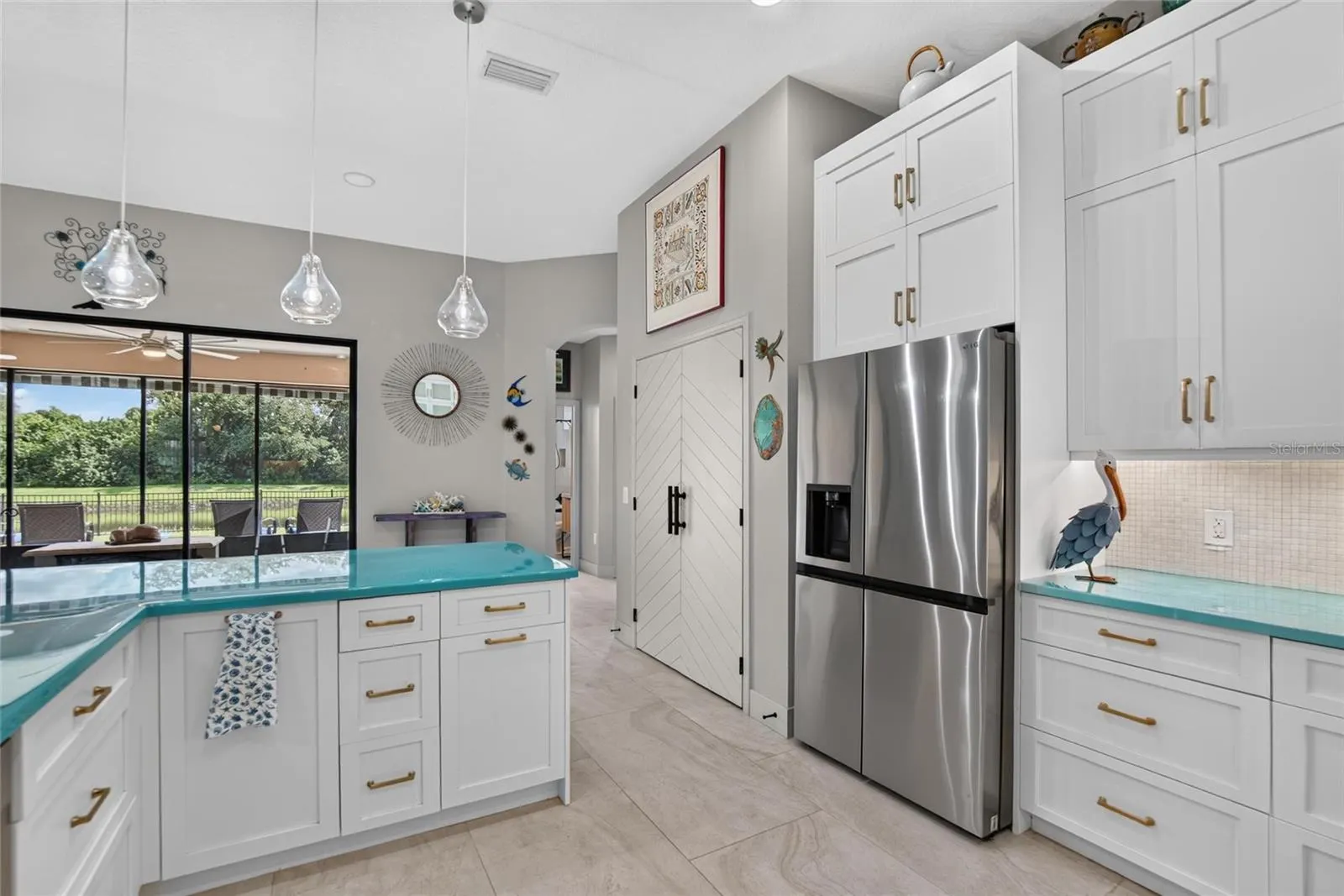 302 STAR SHELL DR