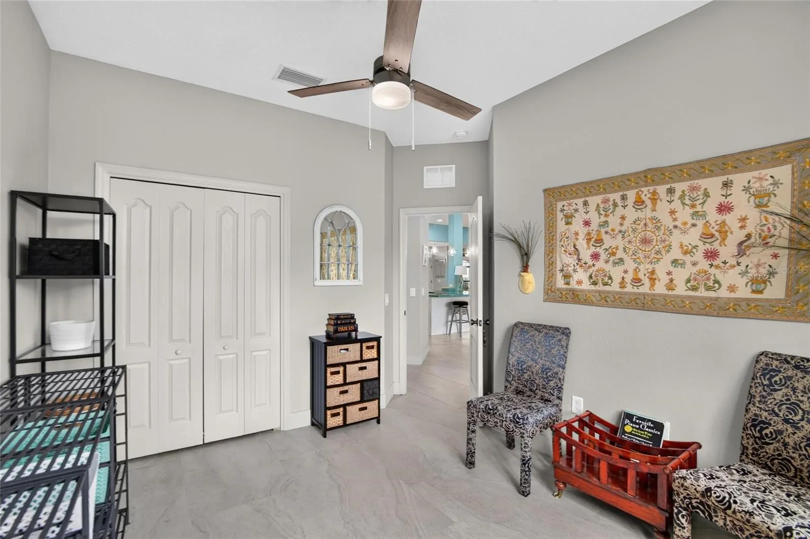 302 STAR SHELL DR