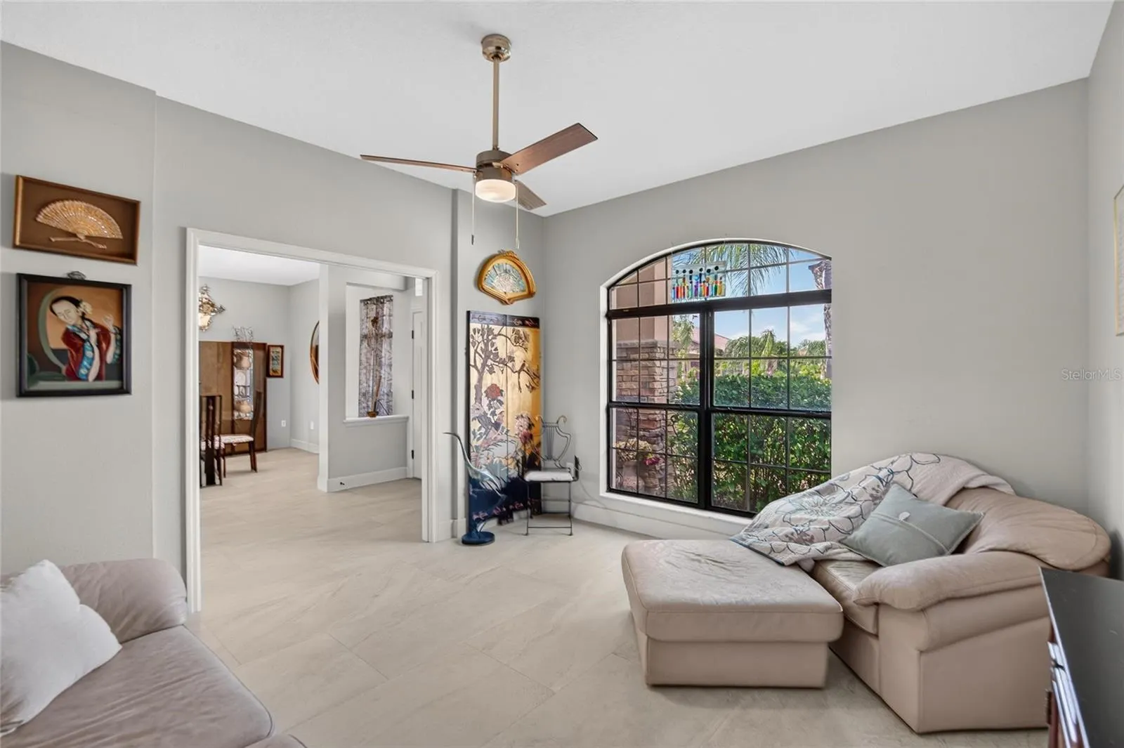 302 STAR SHELL DR