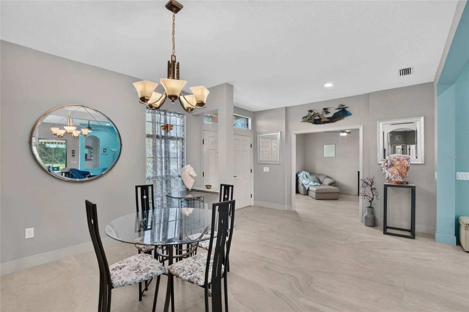 302 STAR SHELL DR