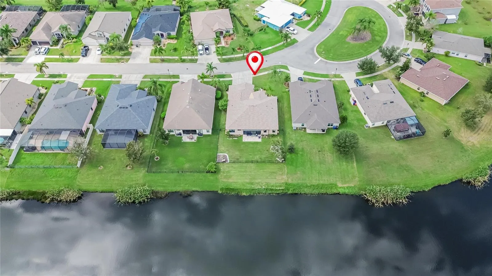 302 STAR SHELL DR