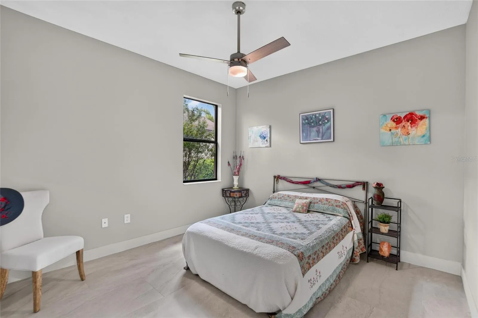 302 STAR SHELL DR