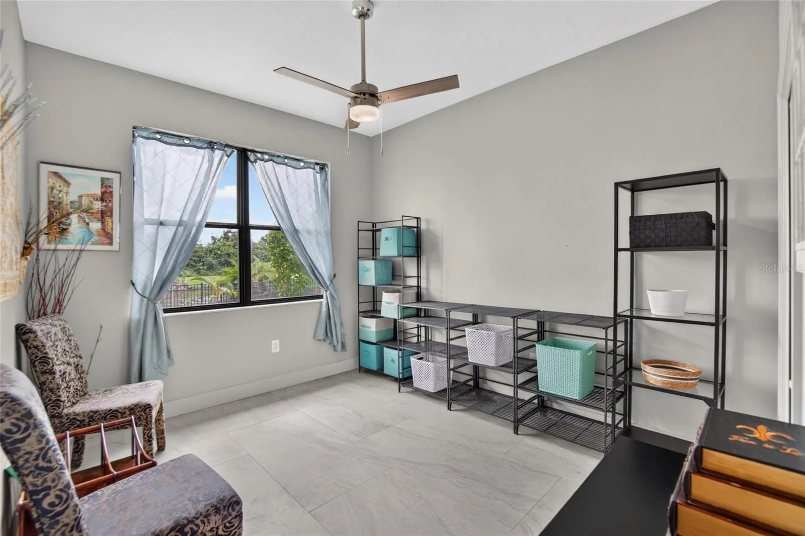 302 STAR SHELL DR