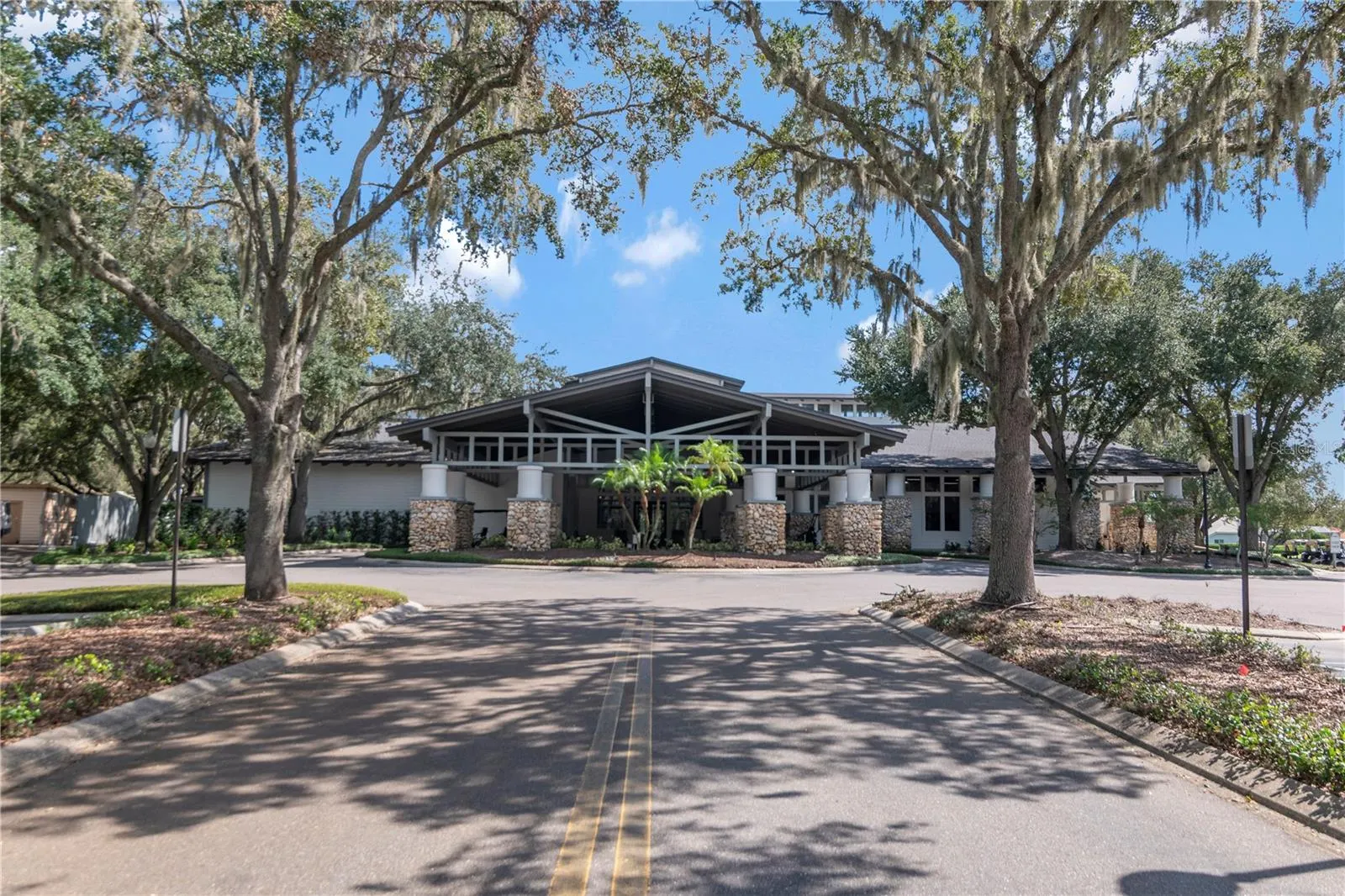 5907 CHERRY OAK DR