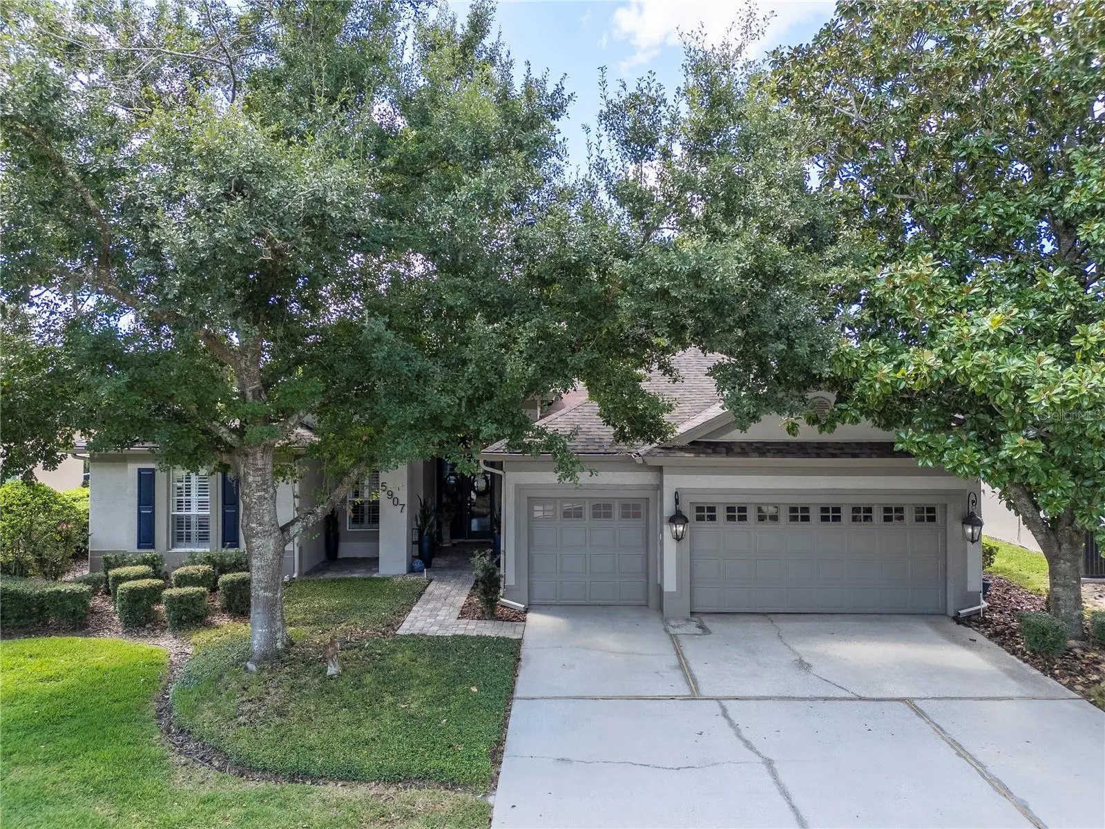 5907 CHERRY OAK DR