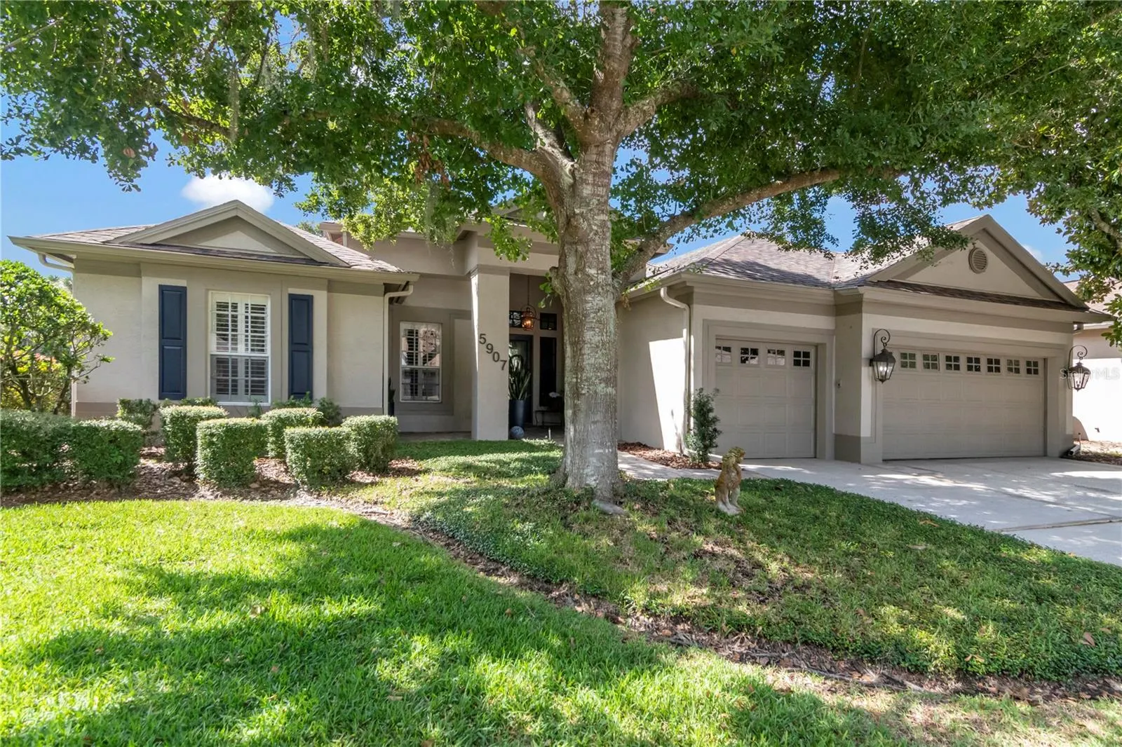 5907 CHERRY OAK DR