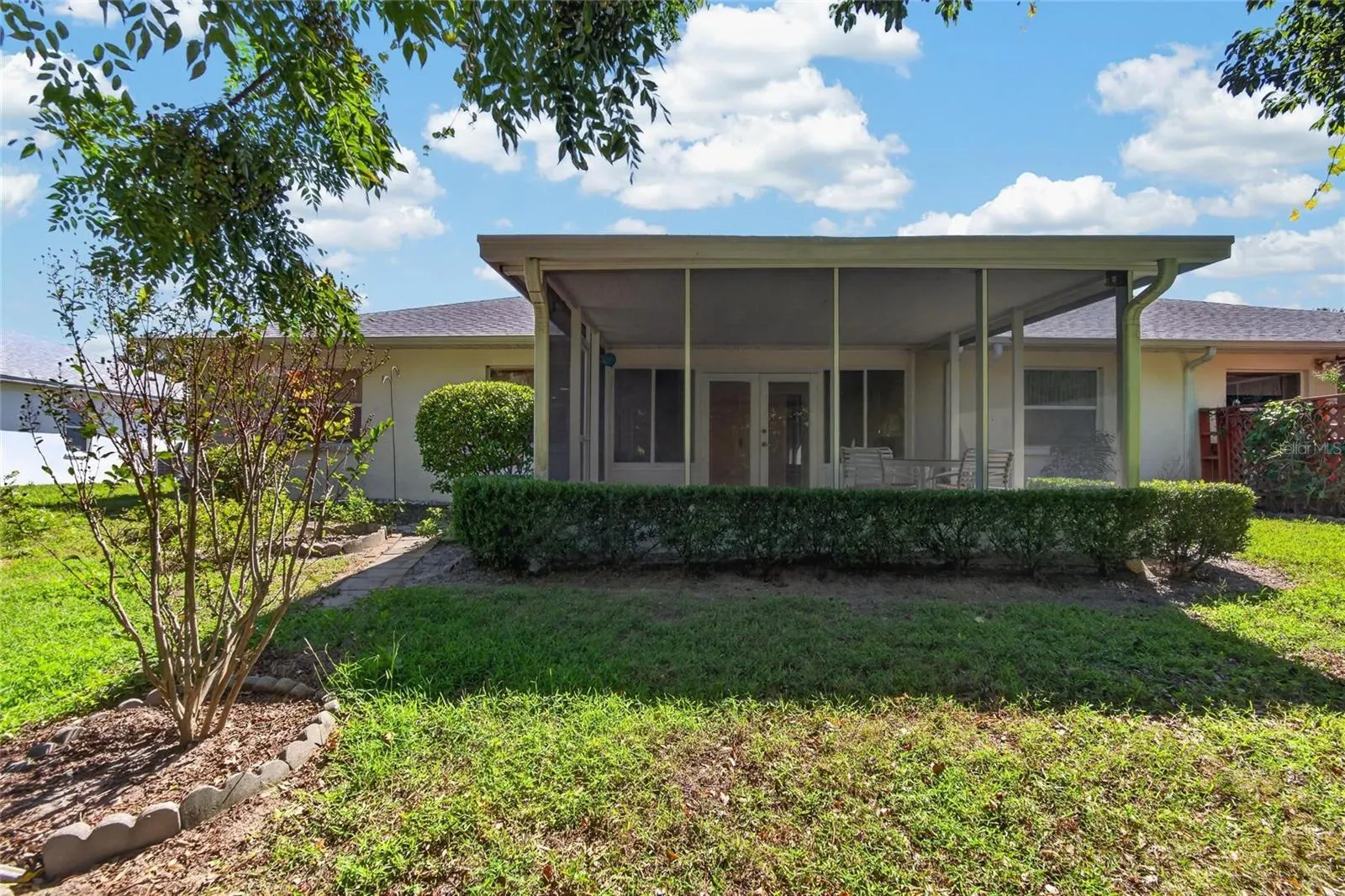 1940 GRAND CYPRESS LN