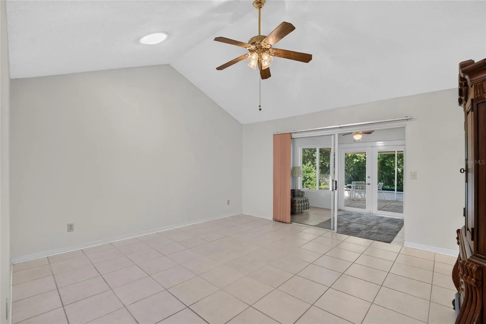 1940 GRAND CYPRESS LN