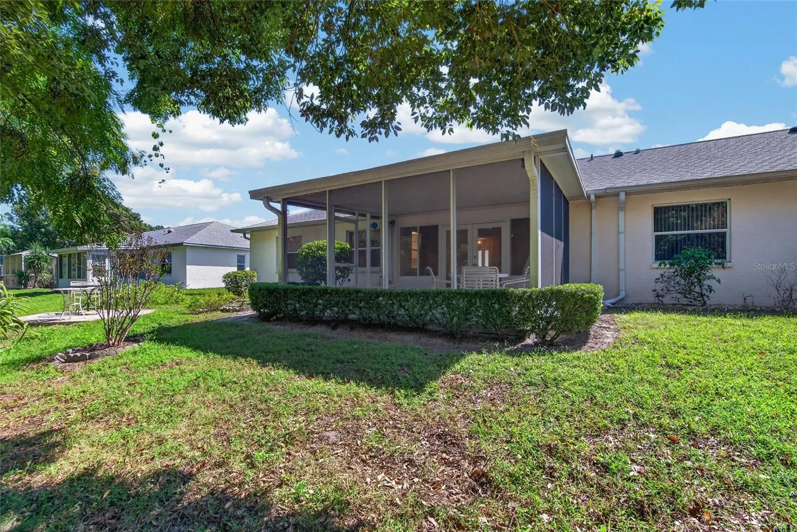 1940 GRAND CYPRESS LN