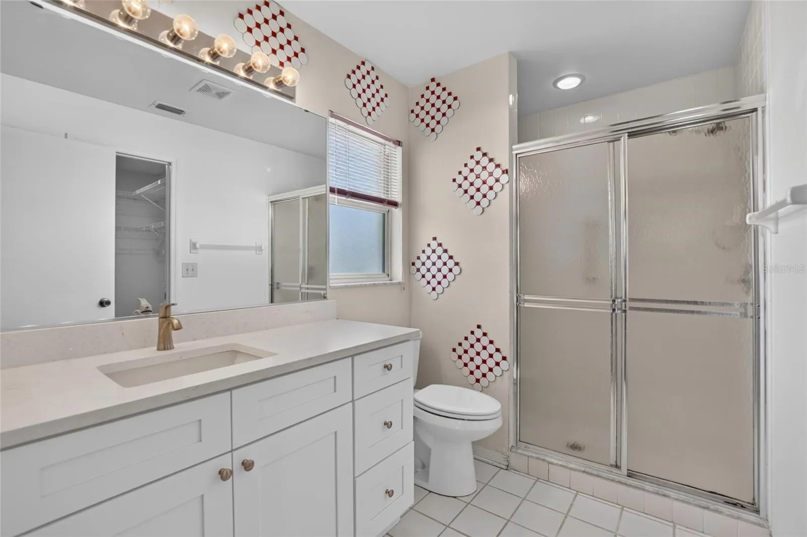 1940 GRAND CYPRESS LN