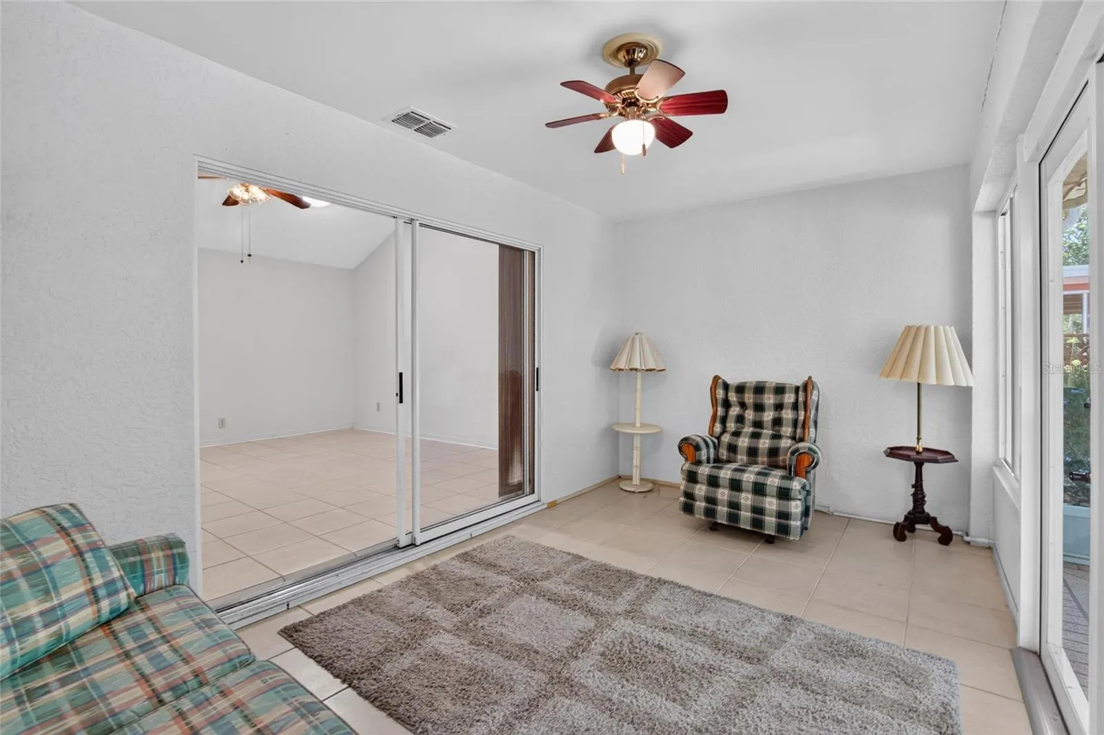 1940 GRAND CYPRESS LN