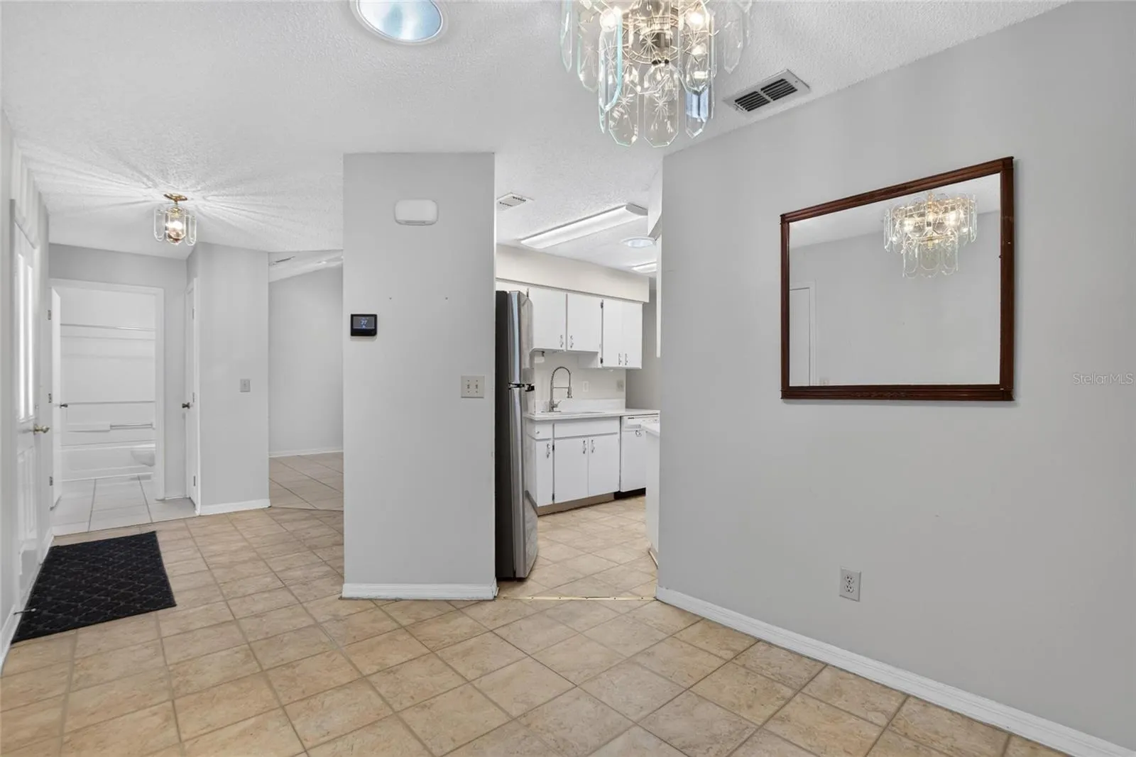 1940 GRAND CYPRESS LN