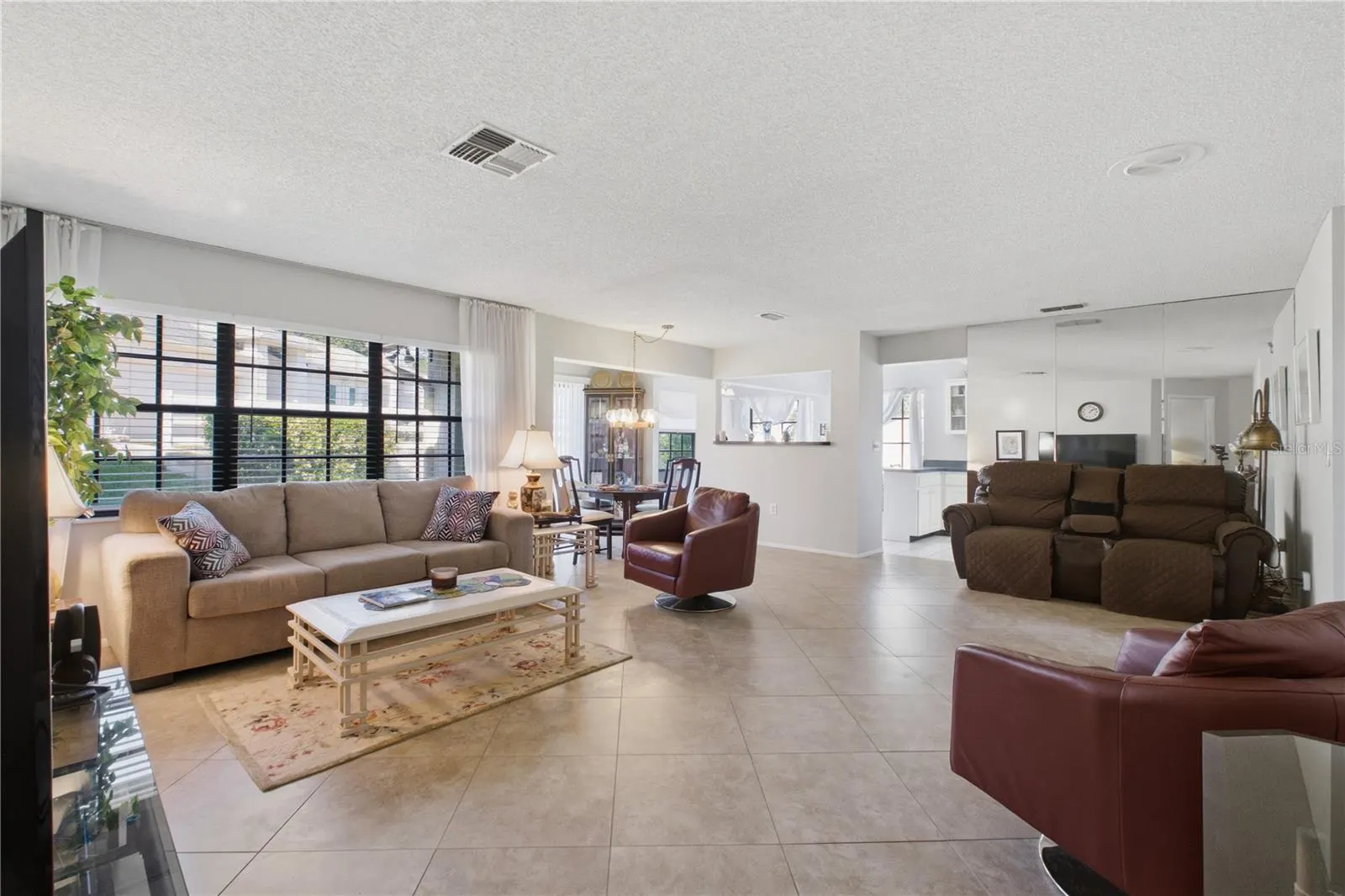 1622 HIGHLAND CLUB LN