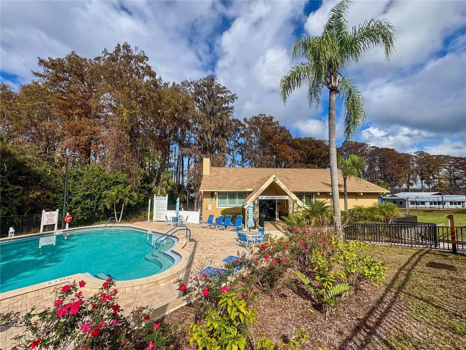 1622 HIGHLAND CLUB LN