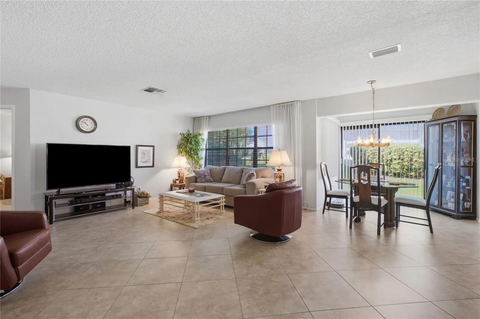 1622 HIGHLAND CLUB LN