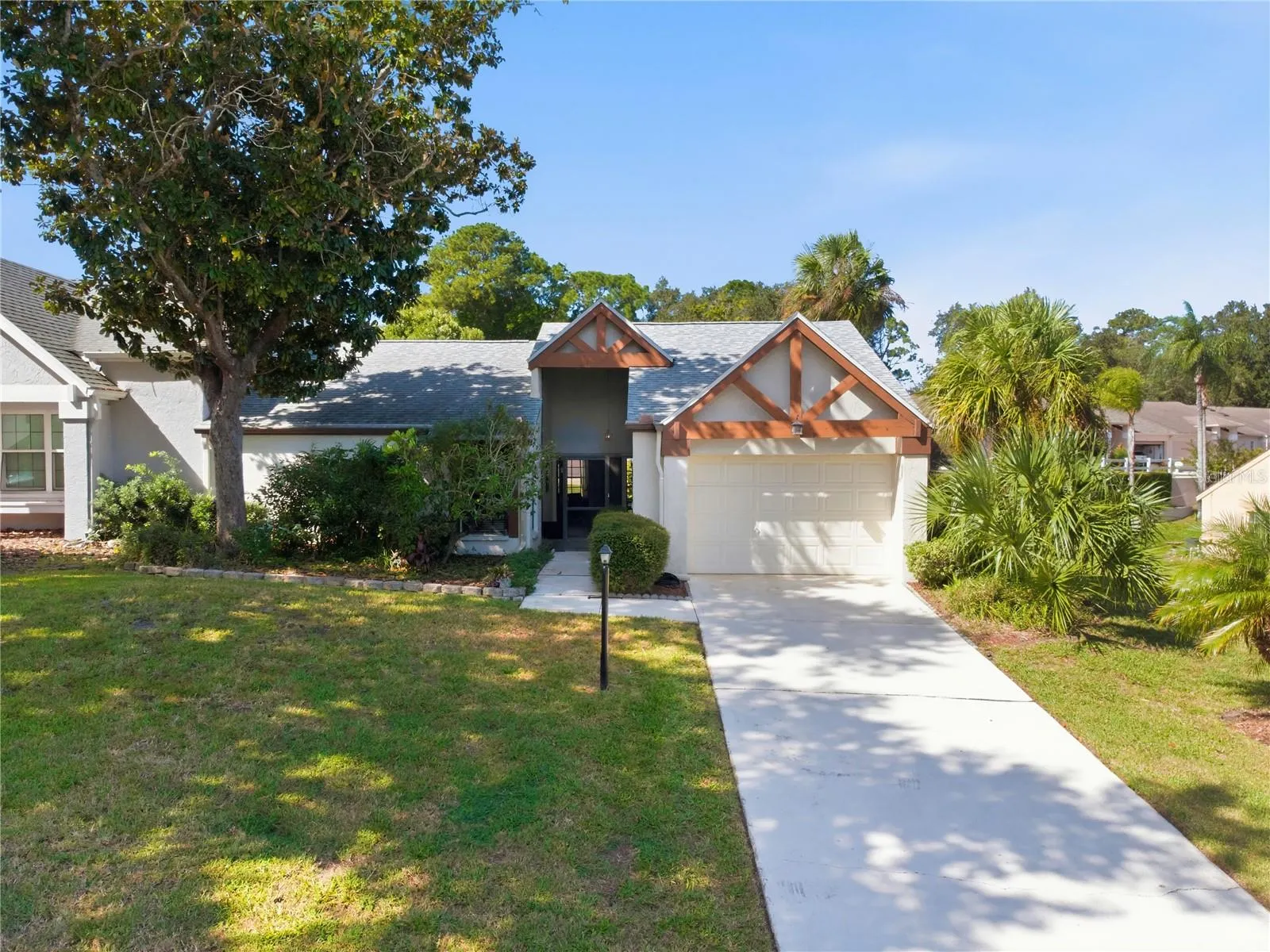 1622 HIGHLAND CLUB LN