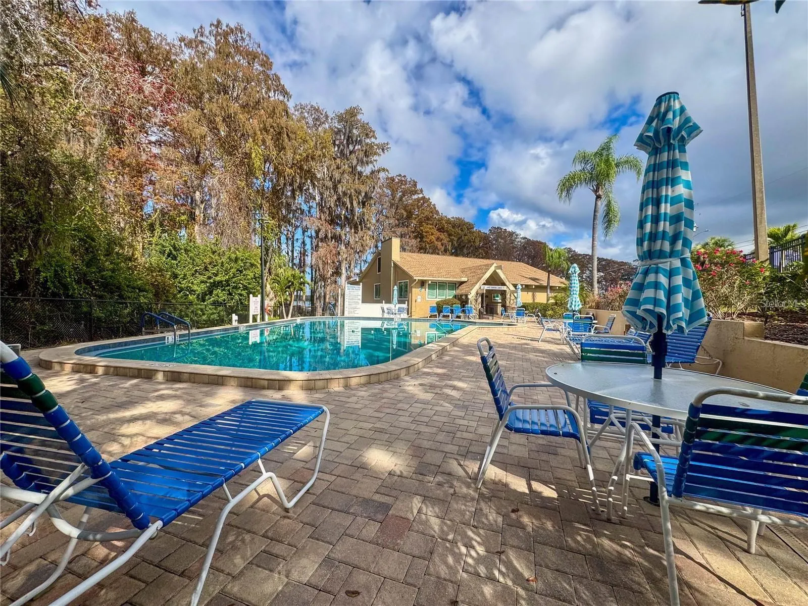 1622 HIGHLAND CLUB LN