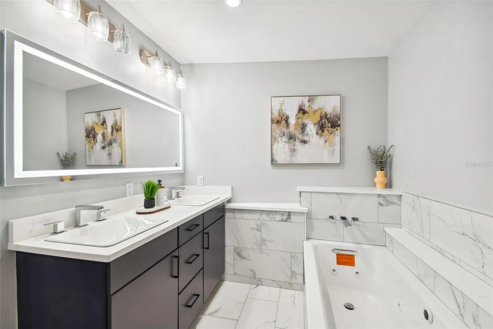 912 CHANNELSIDE DR #2316 #2316
