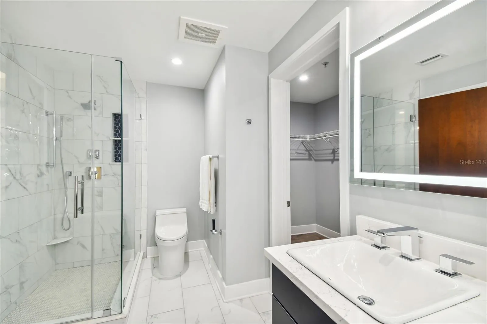 912 CHANNELSIDE DR #2316 #2316