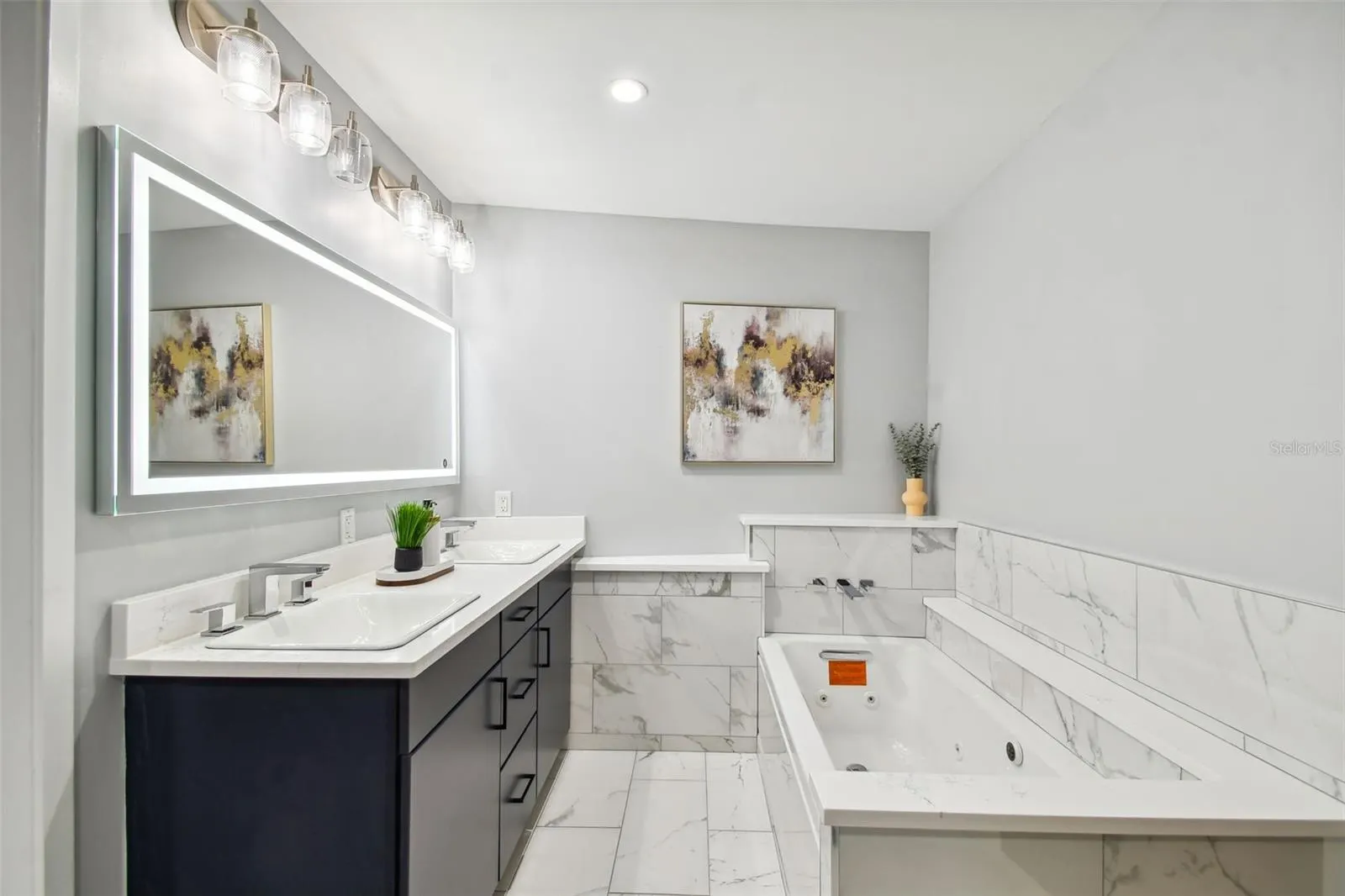 912 CHANNELSIDE DR #2316 #2316