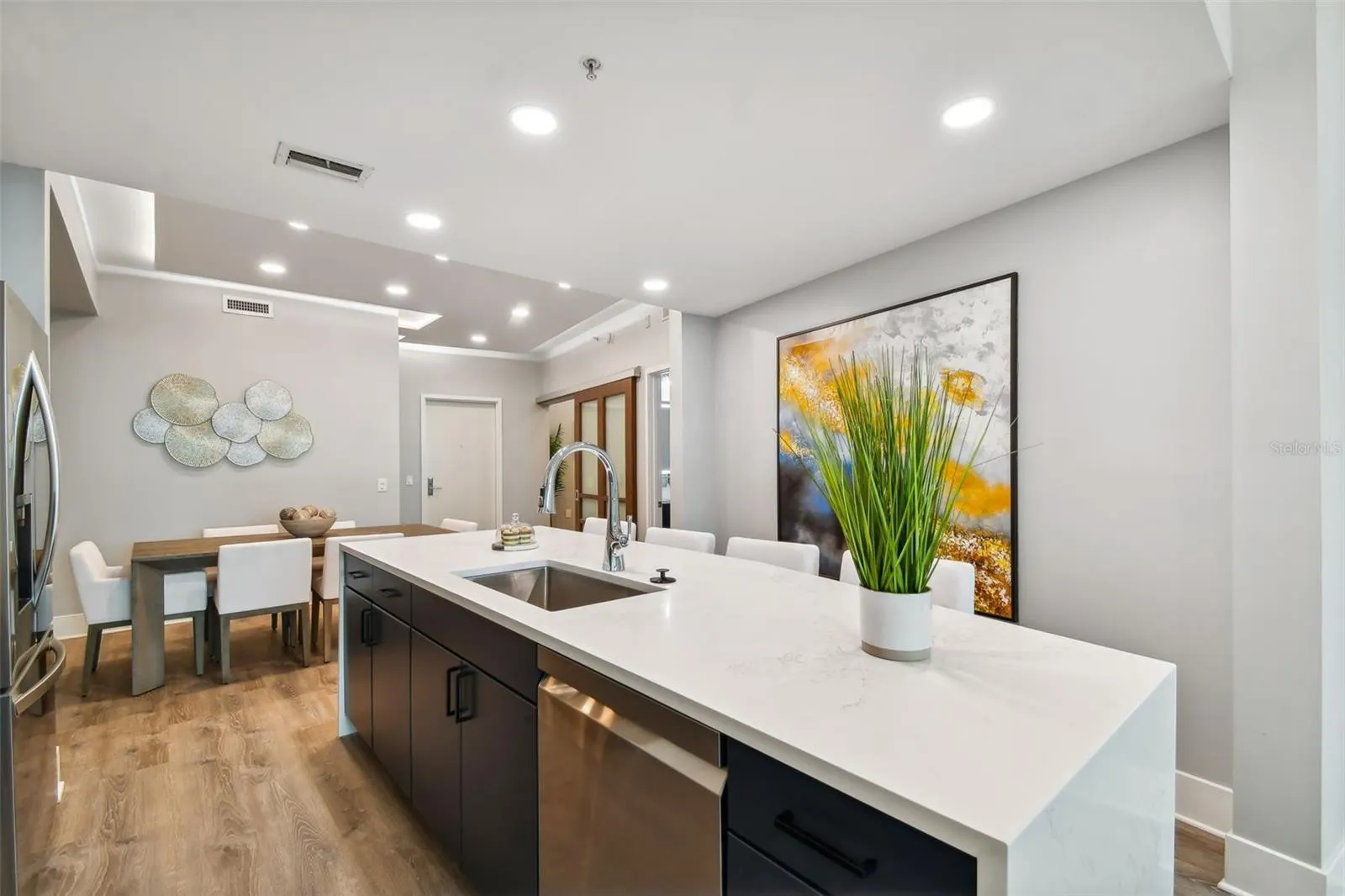 912 CHANNELSIDE DR #2316 #2316