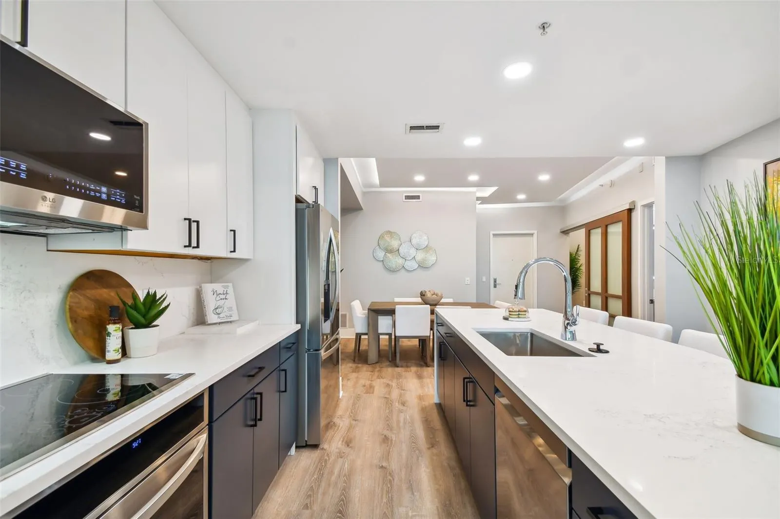 912 CHANNELSIDE DR #2316 #2316