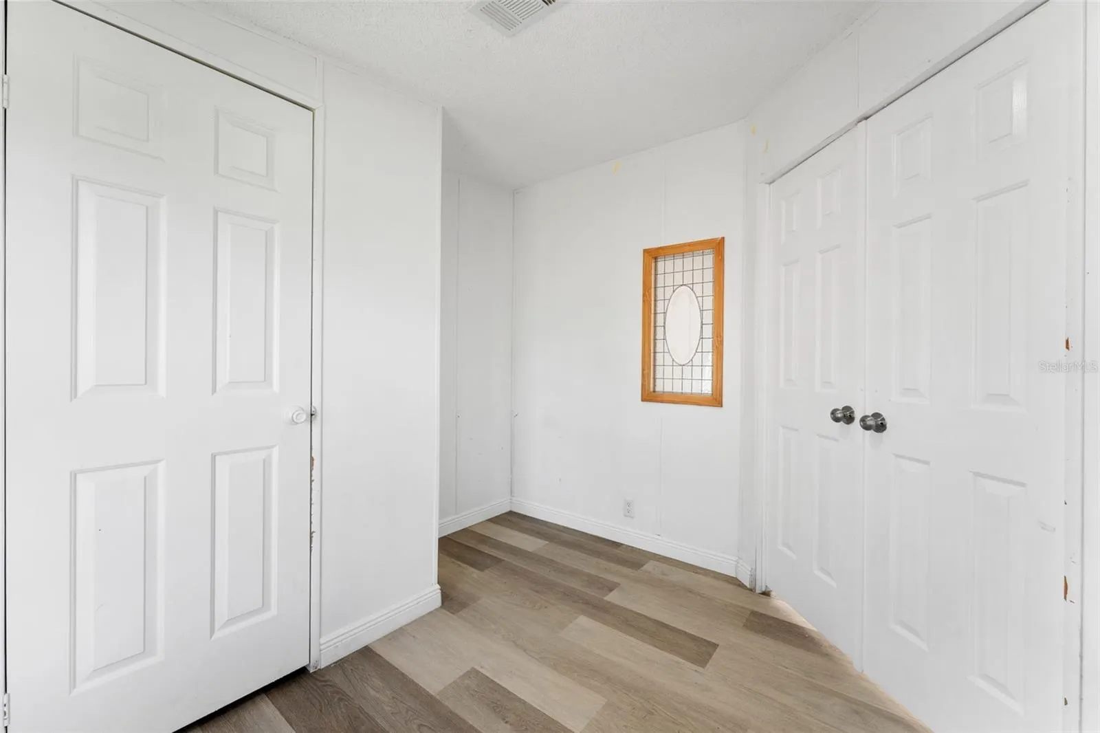11004 KITTY HAWK DR